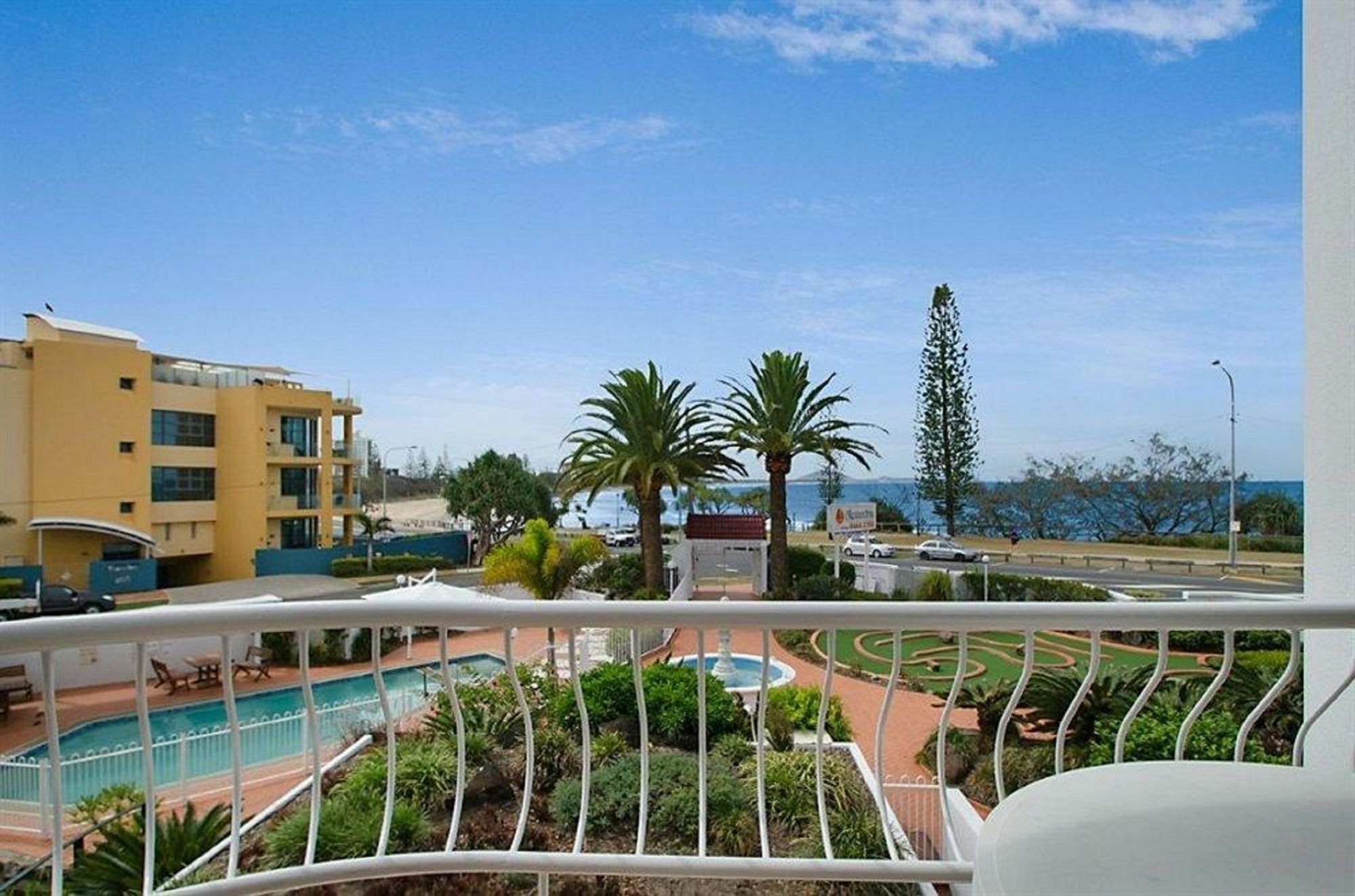 Alexandria Apartments Alexandra Headland Extérieur photo