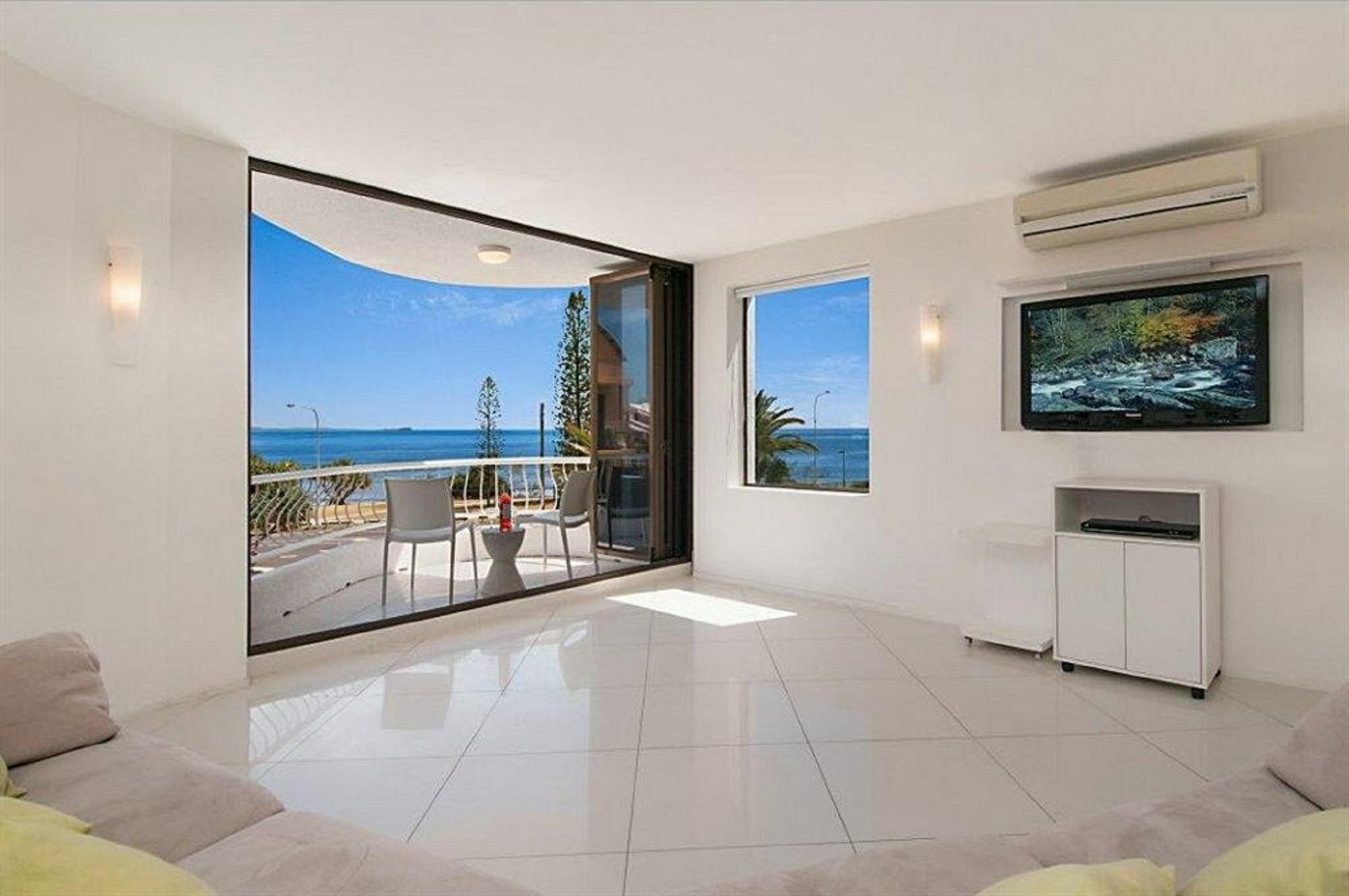 Alexandria Apartments Alexandra Headland Extérieur photo