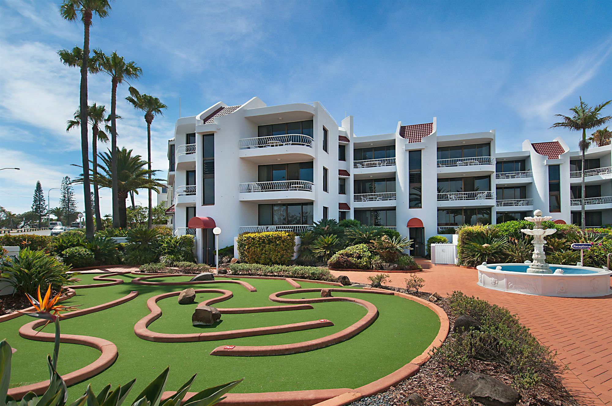 Alexandria Apartments Alexandra Headland Extérieur photo